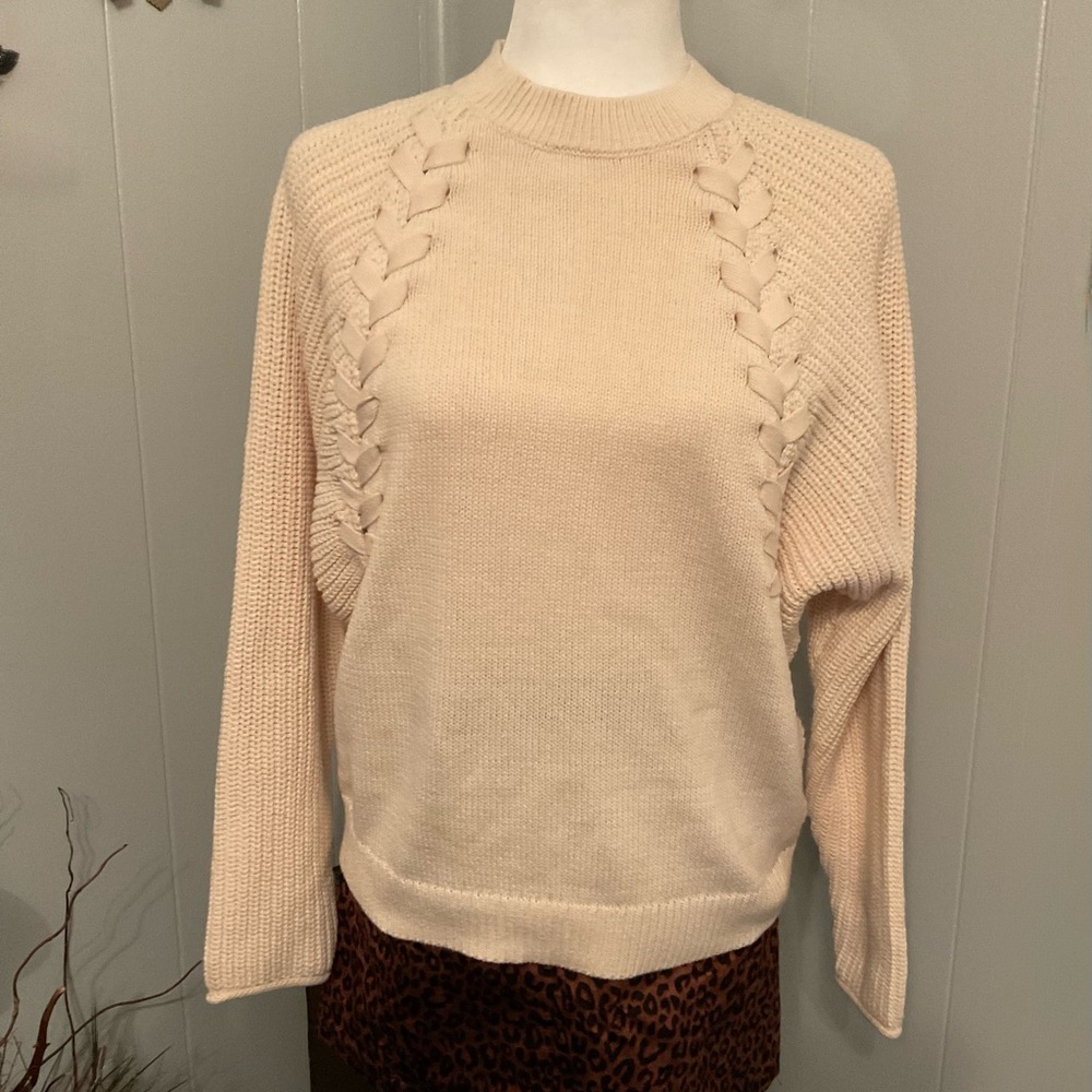 NWT Simply Vera Wang Sweater